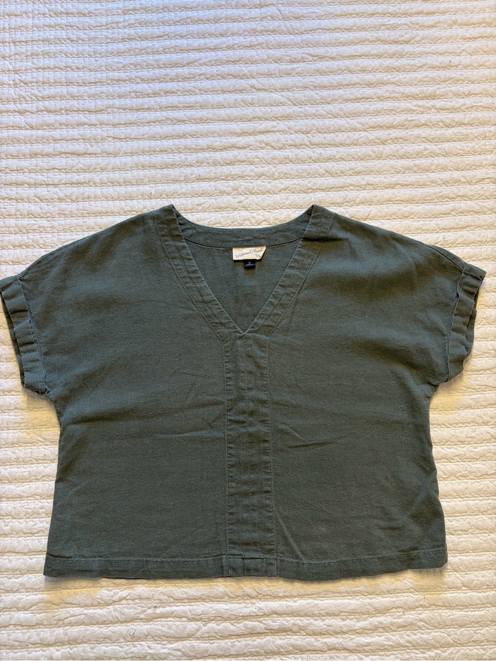 Universal Thread Olive Green V-Neck Boxy Short Sleeve Tunic